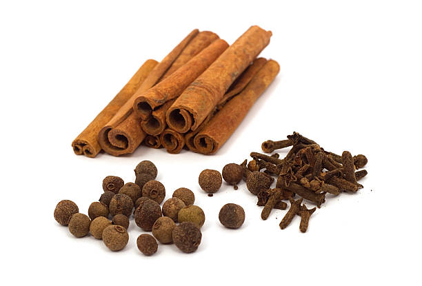 Christmas spices http://i1364.photobucket.com/albums/r725/hofi99/UJBANNER2/andrea_banner_zps2cf1a621.jpg allspice stock pictures, royalty-free photos & images