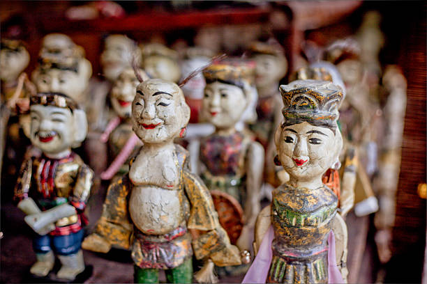 istock Vietnamese statues for sale 462036745