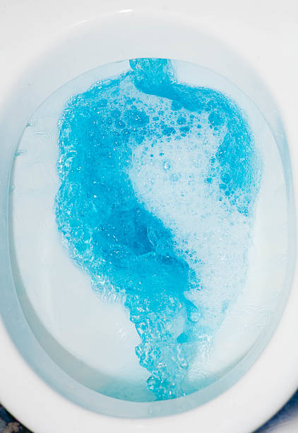 Váter primer plano de agua azul - foto de stock