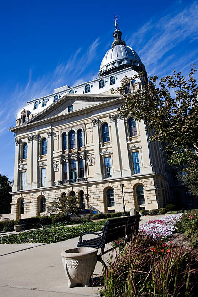 istock State Capitol of Illinois 462042915