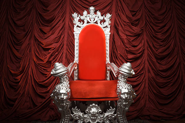 red throne - königliche persönlichkeit stock-fotos und bilder
