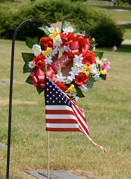 istock Memorial day - Dad arrangement 462095195