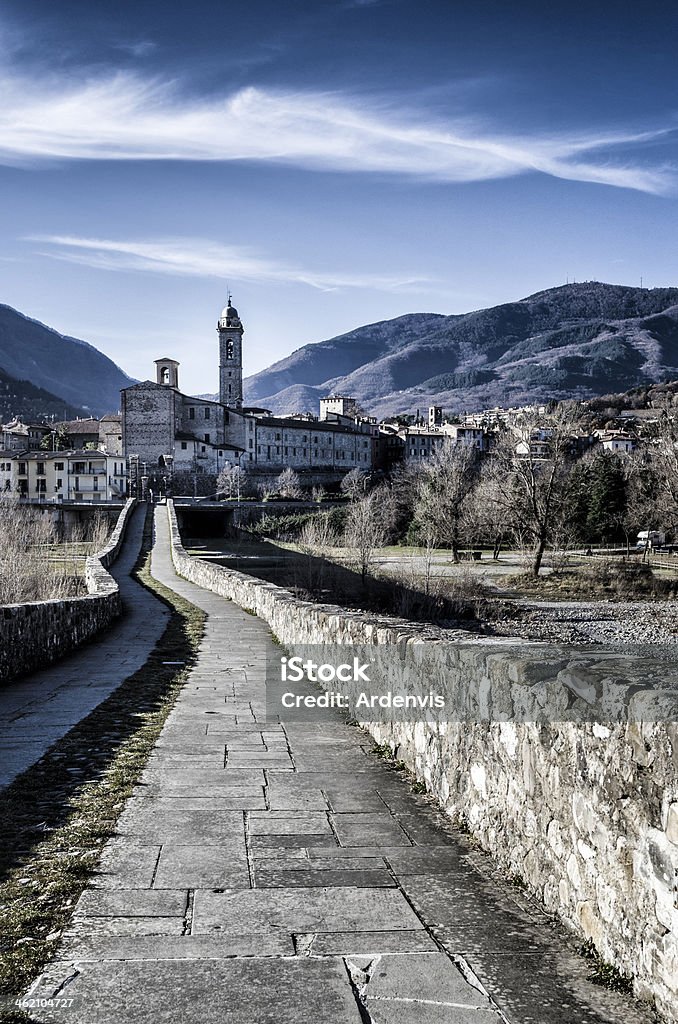 Romano antico ponte di pietra Bobbio, Emilia Romagna, Italia - Foto stock royalty-free di Acqua