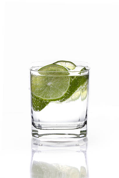 istock Glass of water with sliced lime 462117729