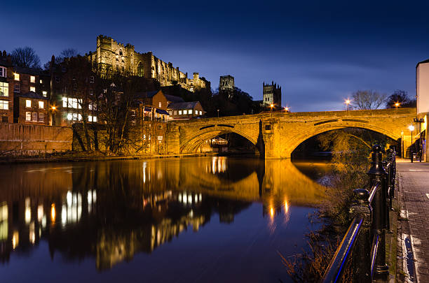 istock Framwellgate bridge over the river wear at twilight 462149195