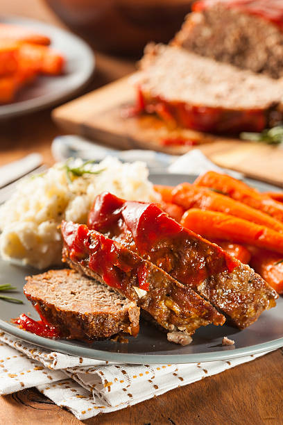 istock Homemade Ground Beef Meatloaf 462149405