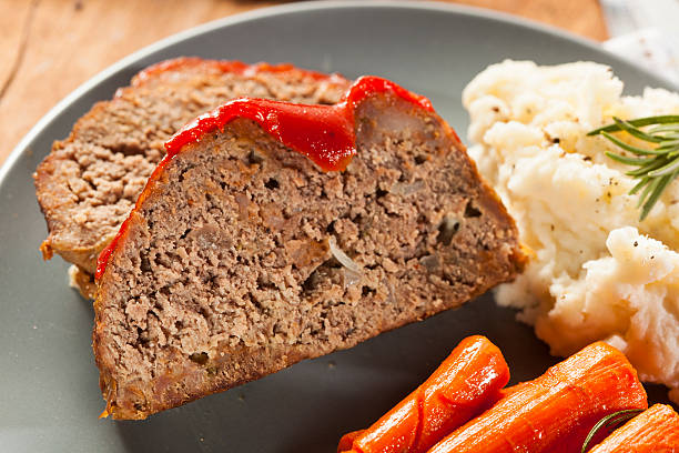 istock Homemade Ground Beef Meatloaf 462149549