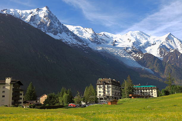 istock Chamonix and the Mont Blanc Massif 462151897