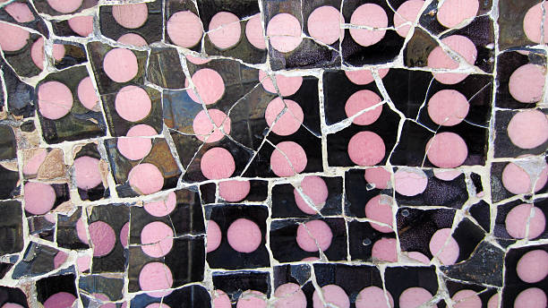 carrelage parc guell par antonio gaudi - mosaic tile antonio gaudi art photos et images de collection