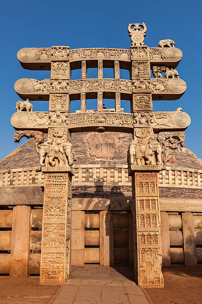 Gateway decoration Great Stupa. Sanchi, Madhya Pradesh, India Great Stupa - ancient Buddhist monument. Sanchi, Madhya Pradesh, India stupa stock pictures, royalty-free photos & images