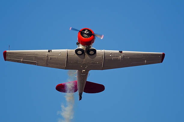 istock Vintage aircraft flies overhead 462220115