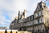 hotel-de-ville-france.jpg?b=1&s=170x170&k=20&c=hTXKI3P4_9_aRK-mlTyjQ4GORaaSK4IaFJVKTgej59k=
