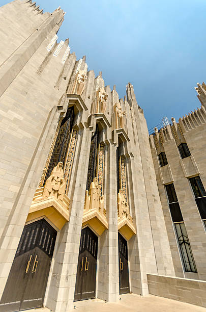 Boston Avenue United Methodist Church South Facade of Boston Avenue United Methodist Church in Tulsa, Oklahoma tulsa landmark stock pictures, royalty-free photos & images