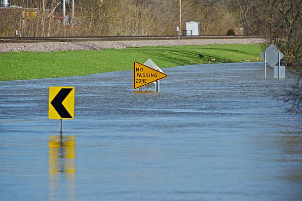 istock Flooded City Street 462276137