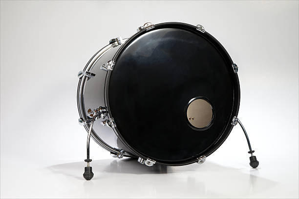 басовый барабан для drumset - bass drum стоковые фото и изображения