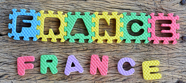 istock jigsaw written sale word on wood background 462284989
