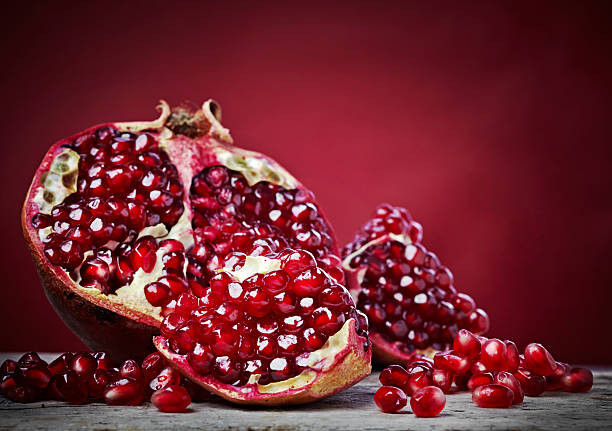istock Pieces of pomegranate fruit 462286663