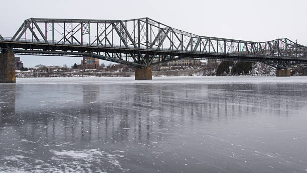 istock Ottawa, Alexandria Bridge, Quebec, Winter, Ontario, Canada, Ice 462297051