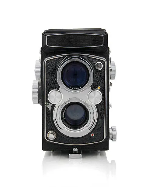 Old stylemedium format camera, isolated on white with clipping path.