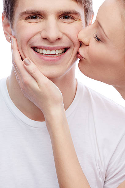 istock Kissing boyfriend 462366403