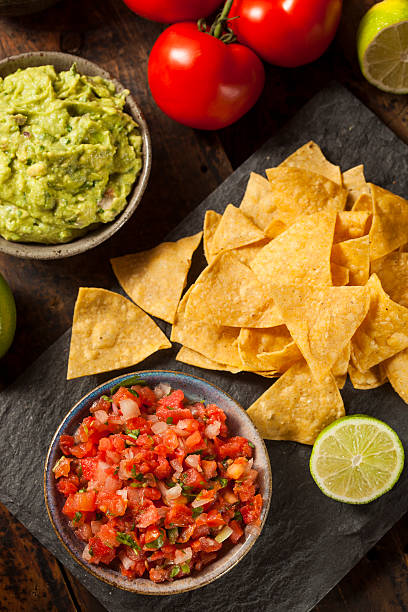 istock Homemade Pico De Gallo Salsa and Chips 462386747