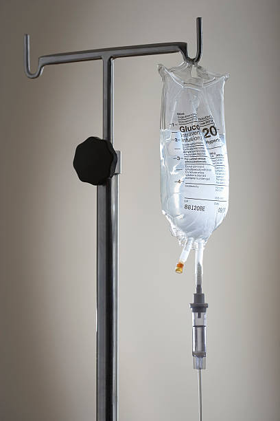 istock Drip bag on stand, against white background 462398805
