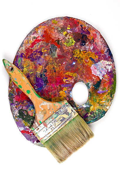 istock Artist's Palette With Brush 462415025
