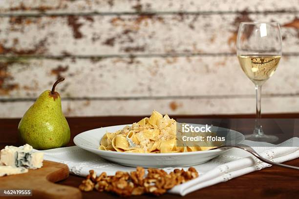 Makaron Pappardelle Al Gorgonzola - zdjęcia stockowe i więcej obrazów Bez ludzi - Bez ludzi, Białe wino, Błękitny ser pleśniowy