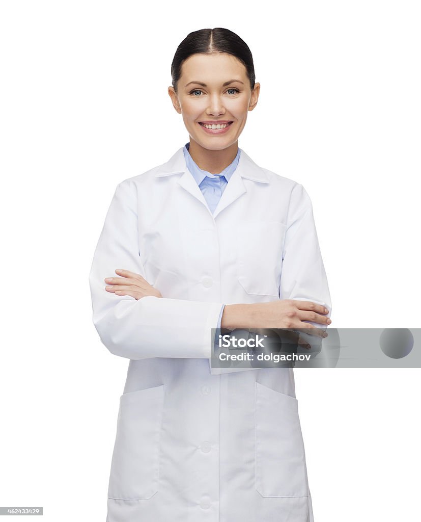 Sonriente mujer médico - Foto de stock de Bata de Laboratorio libre de derechos