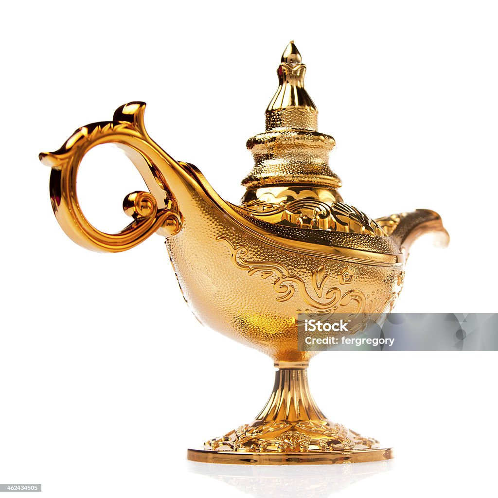 enaguas Sabio candidato Magic Maniquís Genie Lamp Aislado En Blanco Foto de stock y más banco de imágenes de Lampara de Aladino - Lampara de Aladino, Antigualla, Arabia - iStock enaguas Sabio candidato Magic Maniquís Genie Lamp Aislado En Blanco Foto de stock y más banco de imágenes de Lampara de Aladino - Lampara de Aladino, Antigualla, Arabia - iStock