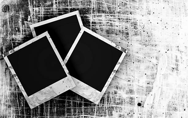 istock Blank photo frame on the grunge 462464517