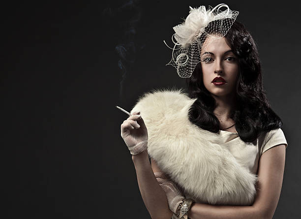 istock Beautiful smoking woman. Retro portrait 462464625