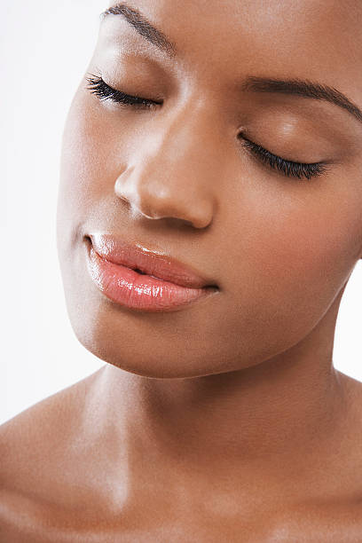 istock Beautiful Woman With Eyes Closed 462473537