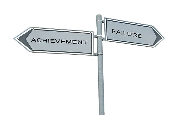 istock Road signs to achievement and failure 462480047
