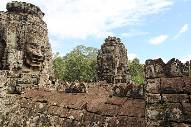 templo de bayon, ankor thom, camboja - ankor imagens e fotografias de stock