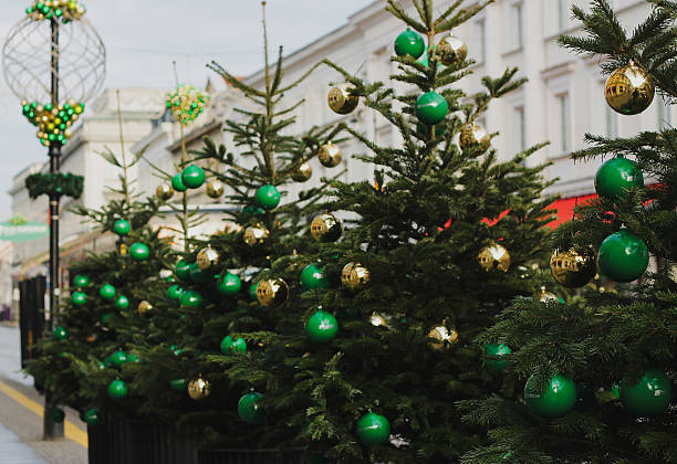istock Christmas decoration on the street 462502671