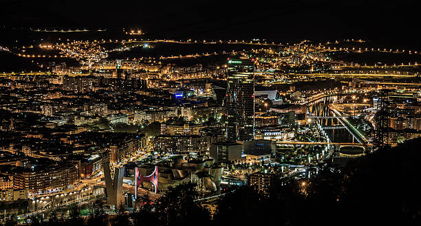 istock Panoramic night photography of Bilbao 462507003