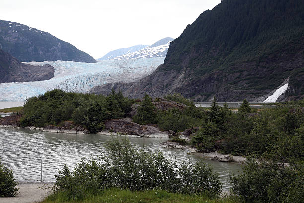 istock Waterfall in Juneau, Alaska, USA 462509509