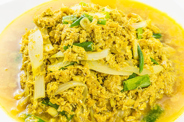 istock Stir fried crab meat with curry powder 462548675