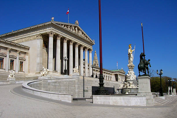 ウィーン - colonnade column architecture austria ストックフォトと画像