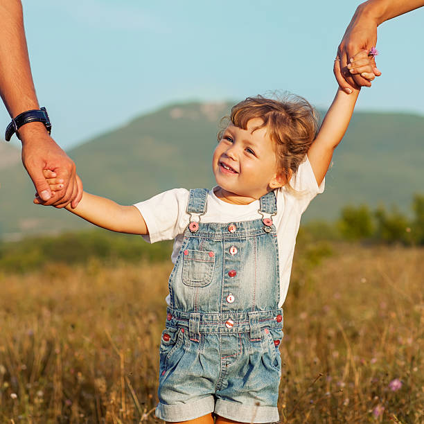 istock happy Family 462557441