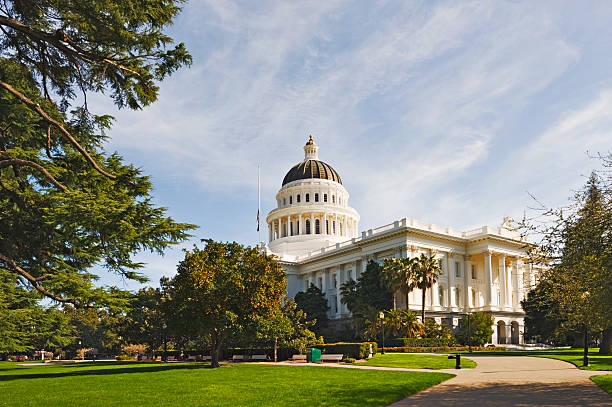 istock Morning Sun Shine on Capitol 462580523