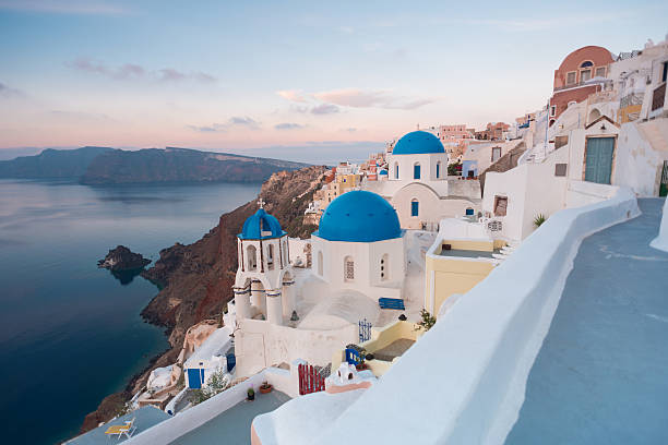 istock Oia, Santorini at dusk 462588589