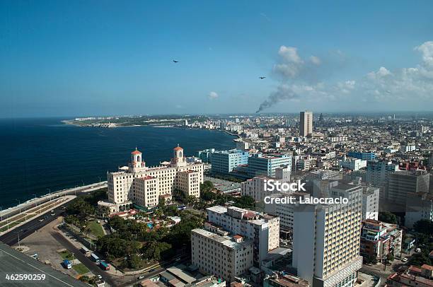 La Habana Foto de stock y más banco de imágenes de Aire libre - Aire libre, Bahía, Caribe