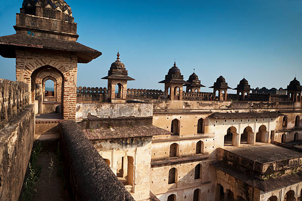 istock Jahangir Mahal in Orchha 462603291