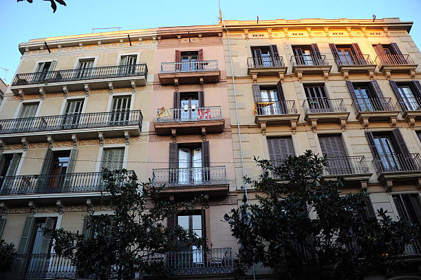 istock SPAIN - FACADES IN BARCELONA 462609755