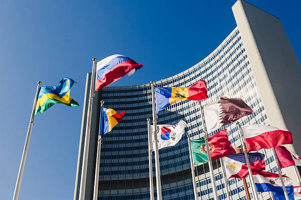 gebäude der vereinten nationen in wien - un stock-fotos und bilder