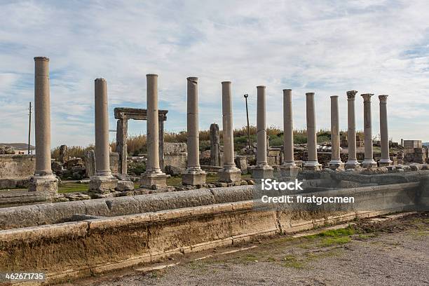 Templo Perge Foto de stock y más banco de imágenes de Agua - Agua, Anatolia, Antalia