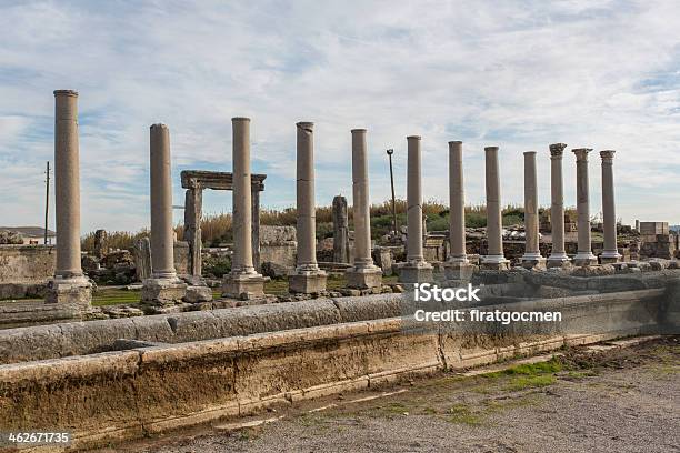 Foto de Perge E Templo e mais fotos de stock de Anatólia - Anatólia, Antigo, Antiguidade