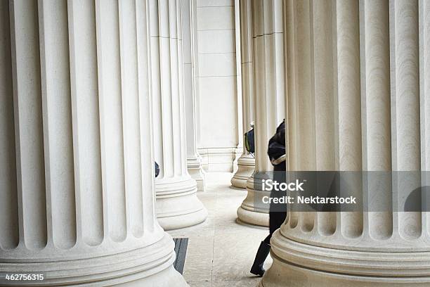 列の米国 - 柱のストックフォトや画像を多数ご用意 - 柱, 並んでいる, 古代ローマ様式